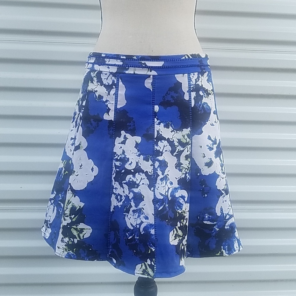 Parker Floral skirt size 8